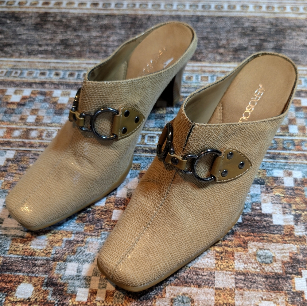 Vintage Y2K Aerosoles Square Toe Heeled Mules With Horsebit Buckle
